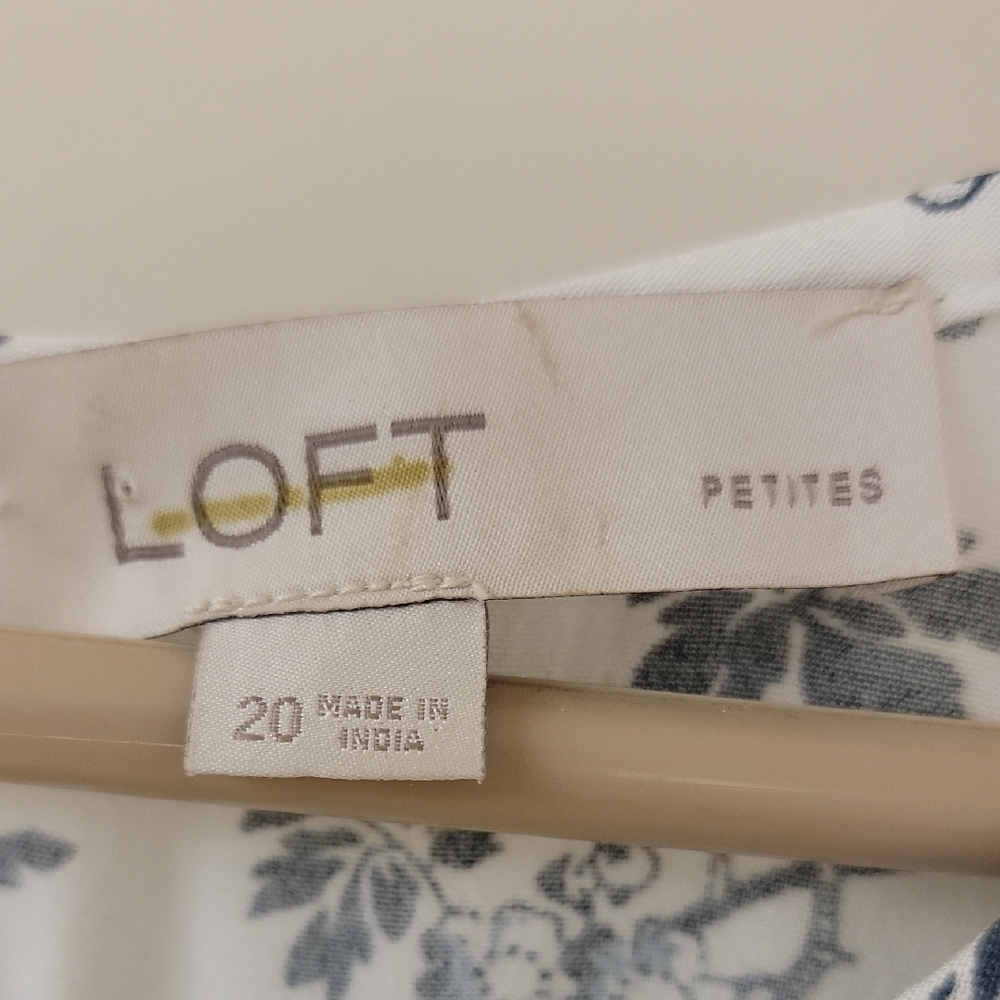 Loft Floral Bird Blue and White Women's Top Euc! - Picture 2 of 8